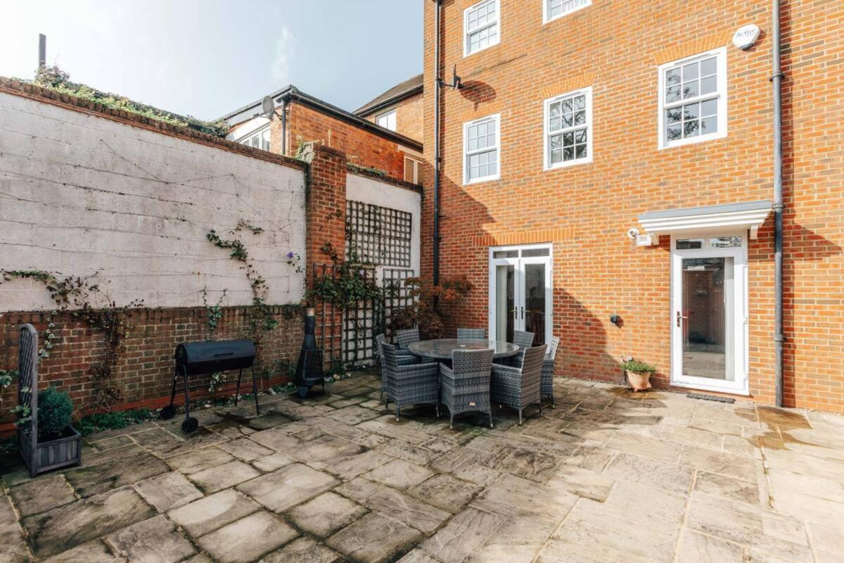Olive Tale Villa Henley-on-Thames Екстериор снимка