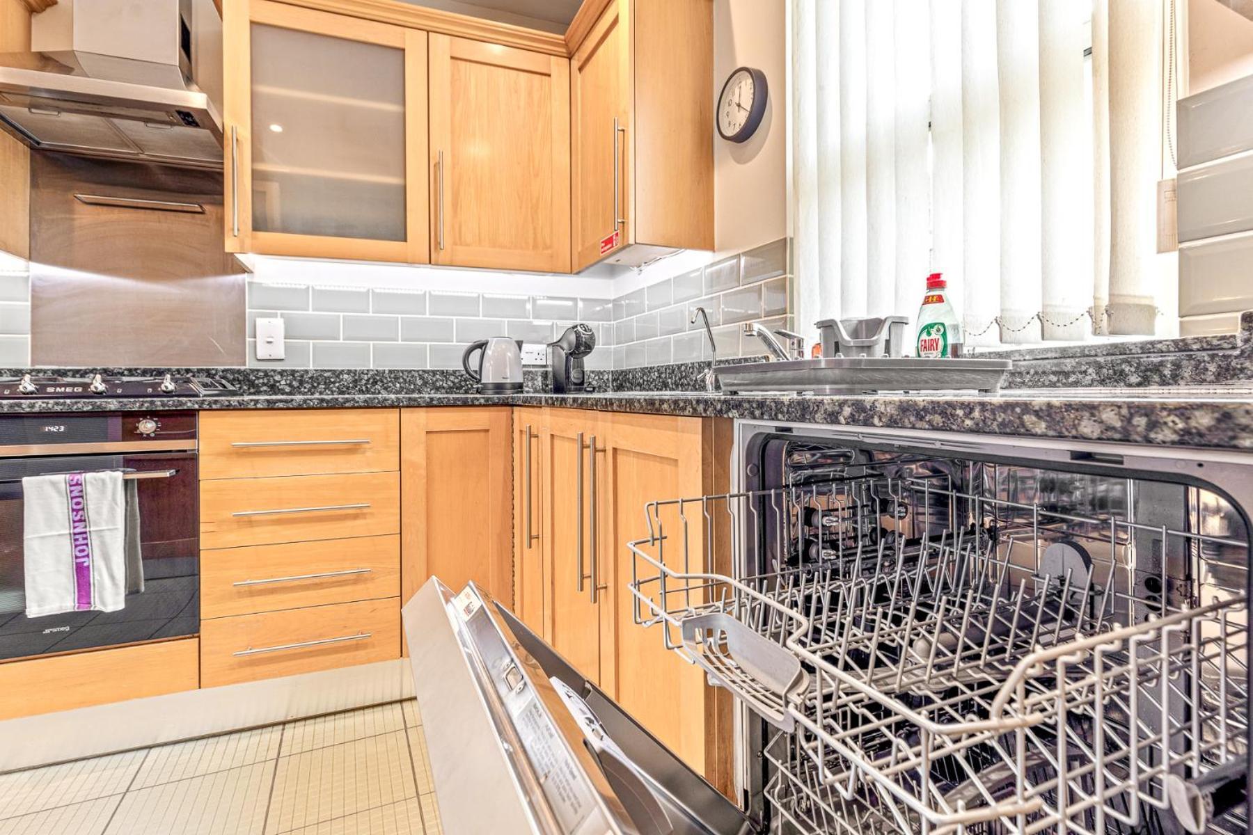 Olive Tale Villa Henley-on-Thames Екстериор снимка