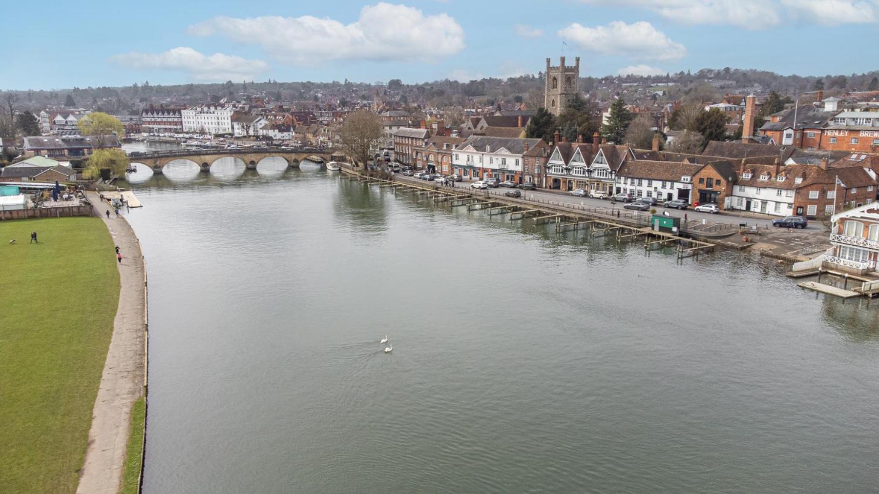 Olive Tale Villa Henley-on-Thames Екстериор снимка