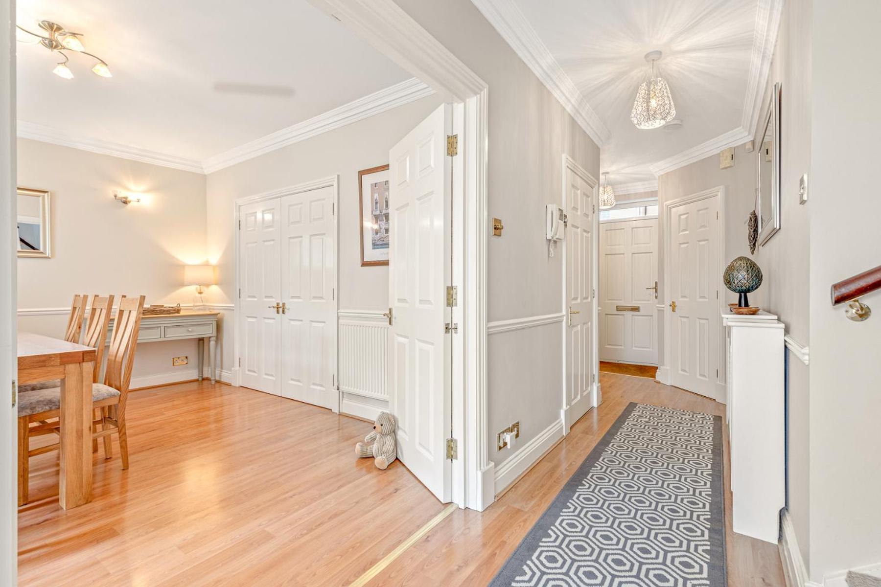 Olive Tale Villa Henley-on-Thames Екстериор снимка