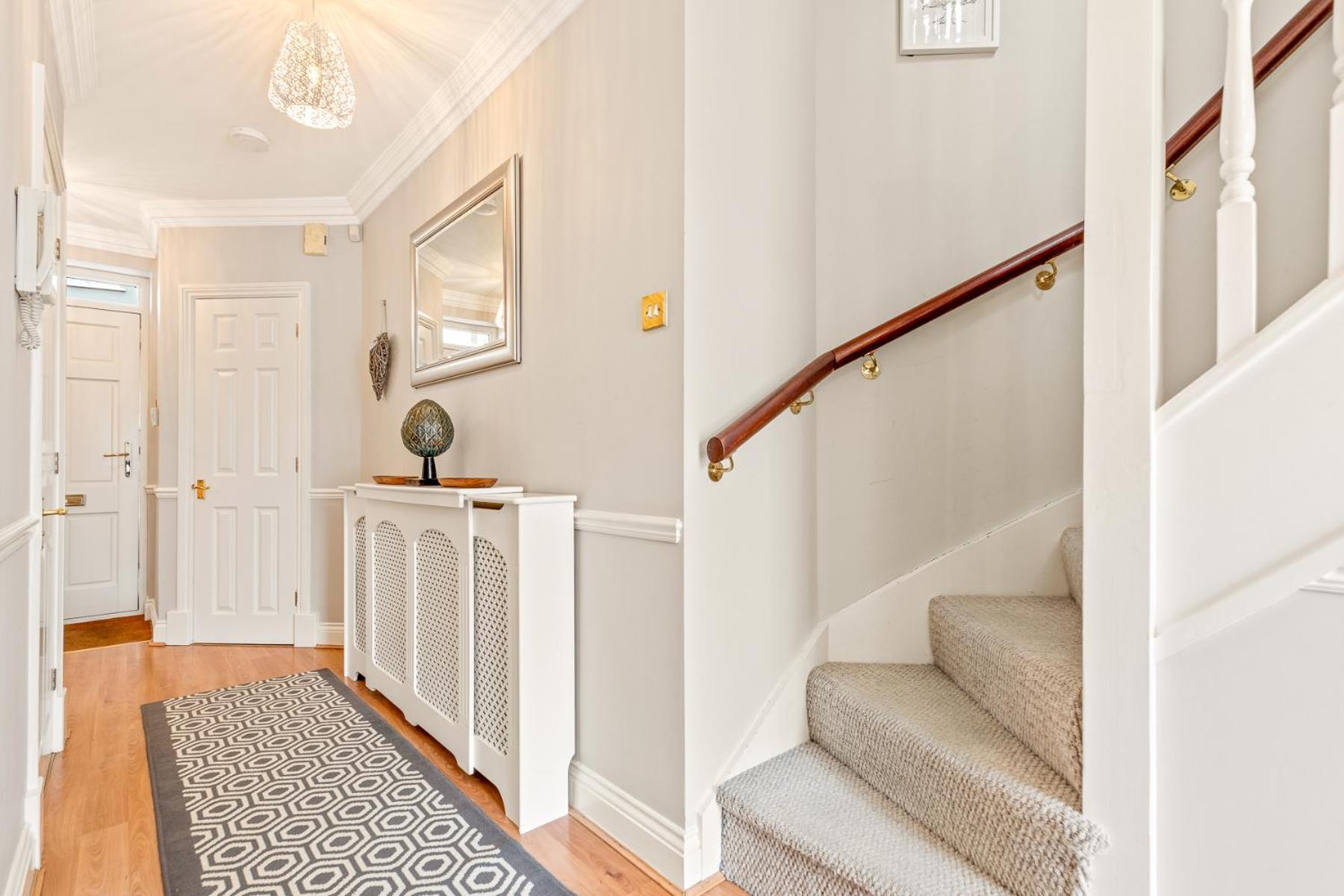 Olive Tale Villa Henley-on-Thames Екстериор снимка