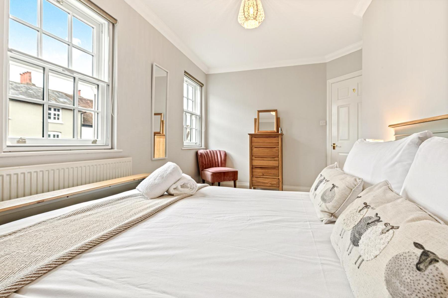Olive Tale Villa Henley-on-Thames Екстериор снимка